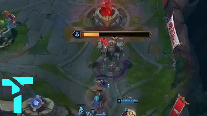 Học hỏi lối chơi Pháp Sư đẩy lẻ với Kiếm Tai Ương từ Faker